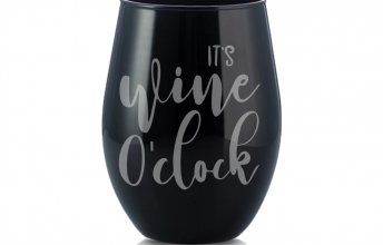 it's wine o'clock